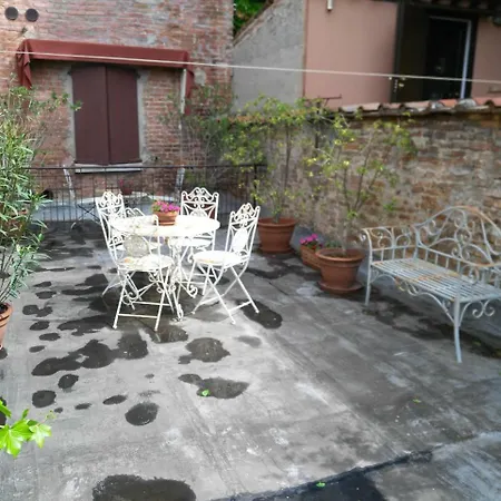 فندق مبيت وإفطار Casa Cavallini Di Eleonora Cavallini *