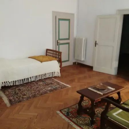 Casa Cavallini Di Eleonora Cavallini فندق مبيت وإفطار فيرّارا
